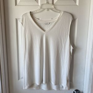 Lucky Brand Women’s Blouse Size XXL Sleeveless V Neck White